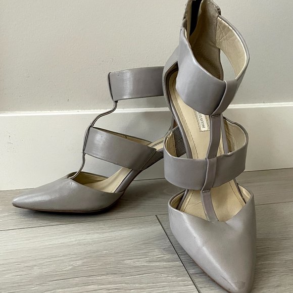 BCBG Ziggy Caged Heel in Grey - Sz 7 - Picture 4 of 11